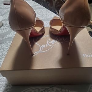 Christian Louboutin nude Iriza